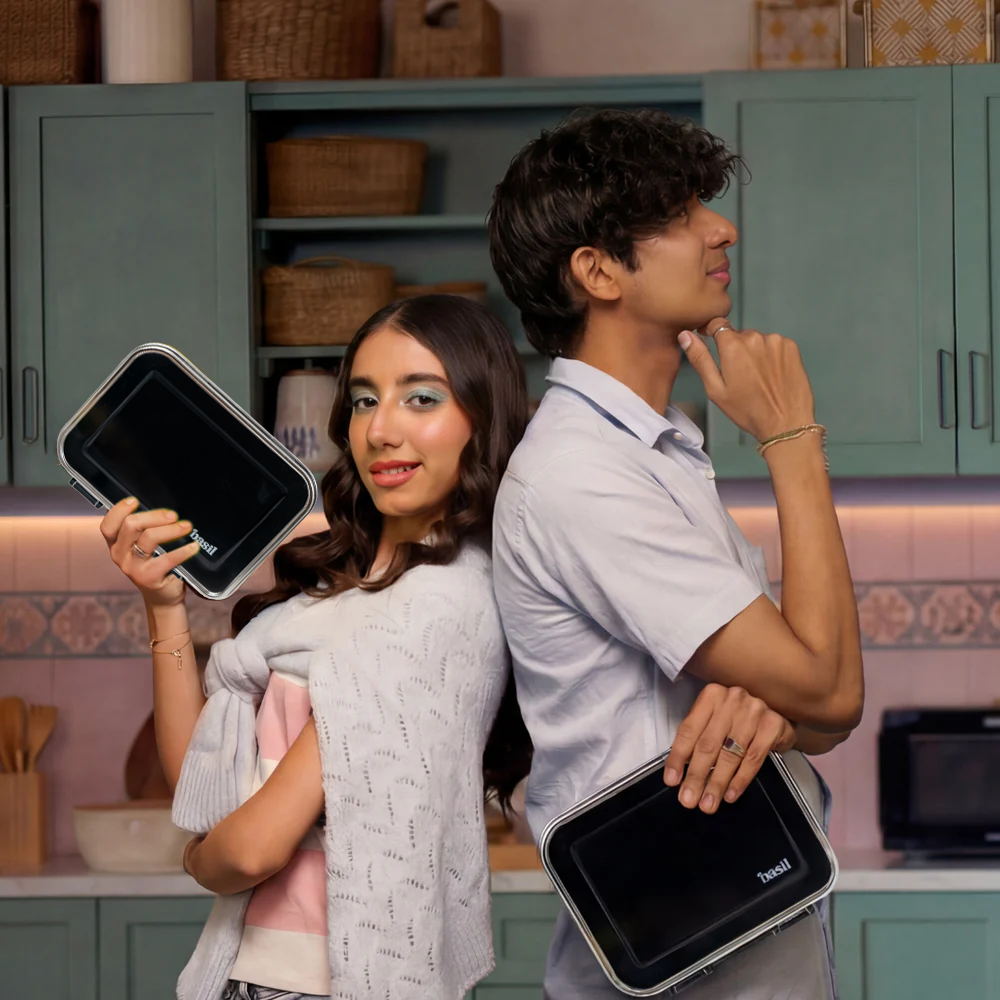 3 Compartment easy open-close Lunchbox - Black